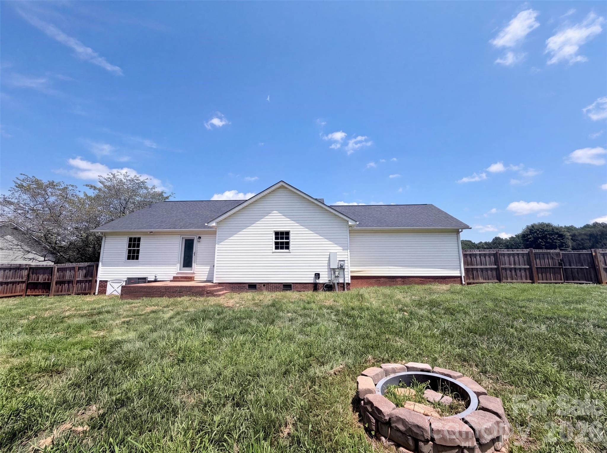 2243 Mintew Circle