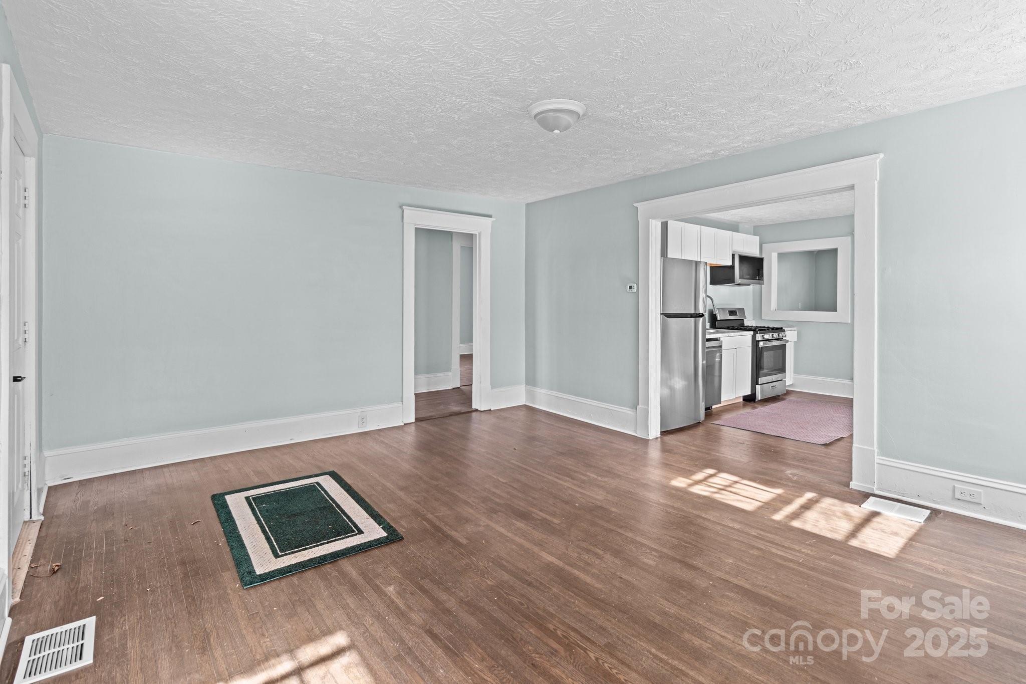 208 W Lafayette Street