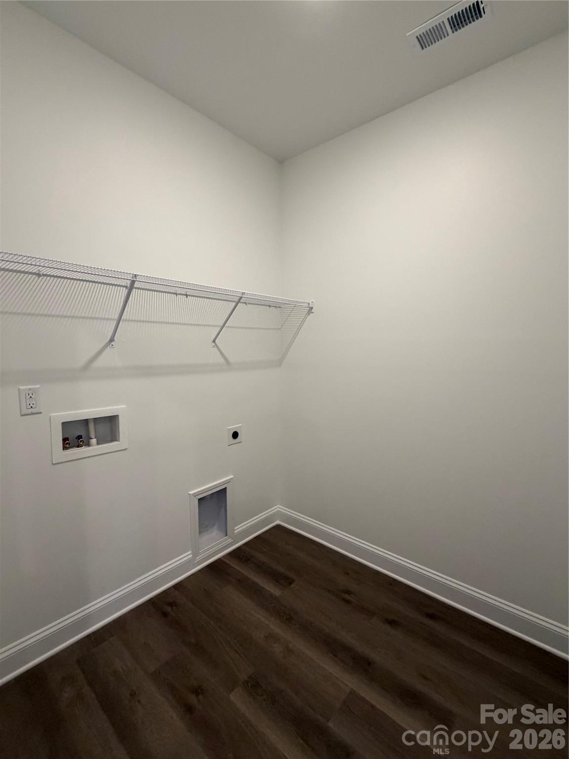 4982 Twin River Drive