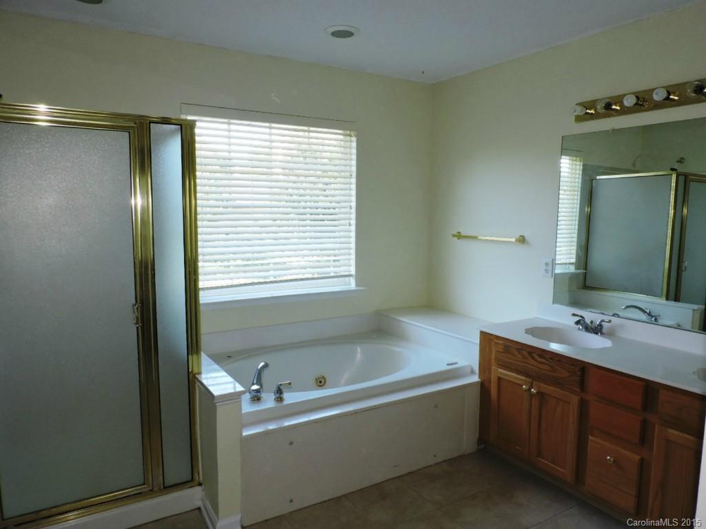 Blakeney Heath - Fieldstone - Residential