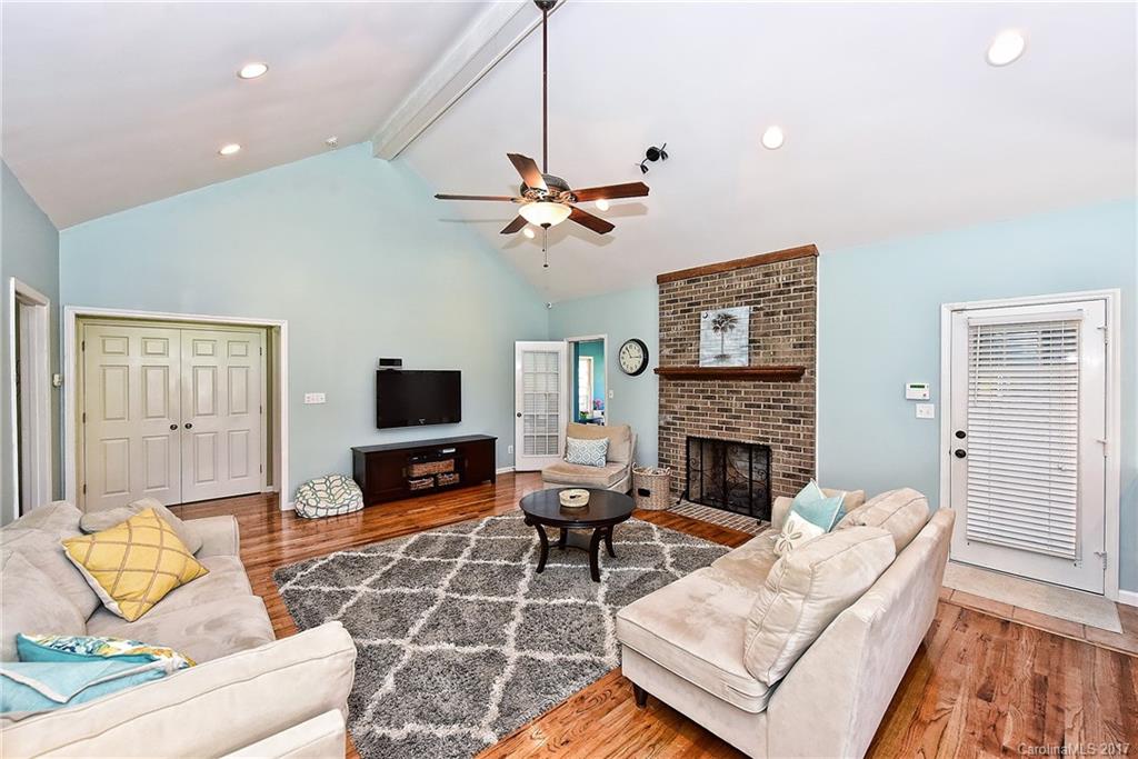 Beacon Knoll - Residential