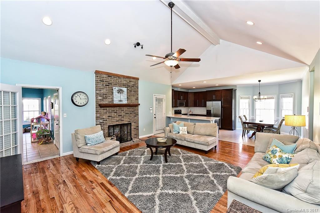 Beacon Knoll - Residential