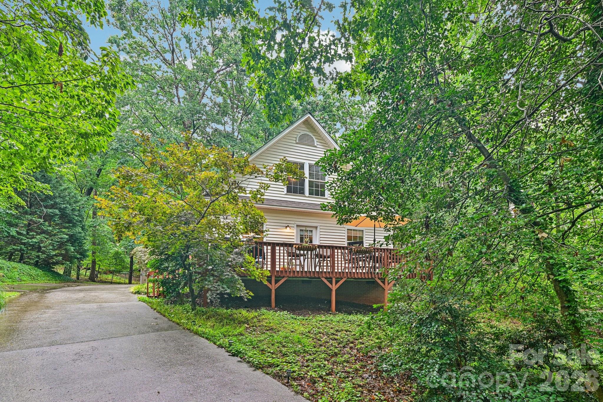 8658 Dog Leg Road, Sherrills Ford, NC, 28673