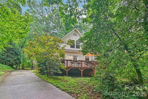 Photo of 8658 Dog Leg Road, Mooresville, NC 28673 (MLS # 4407816)