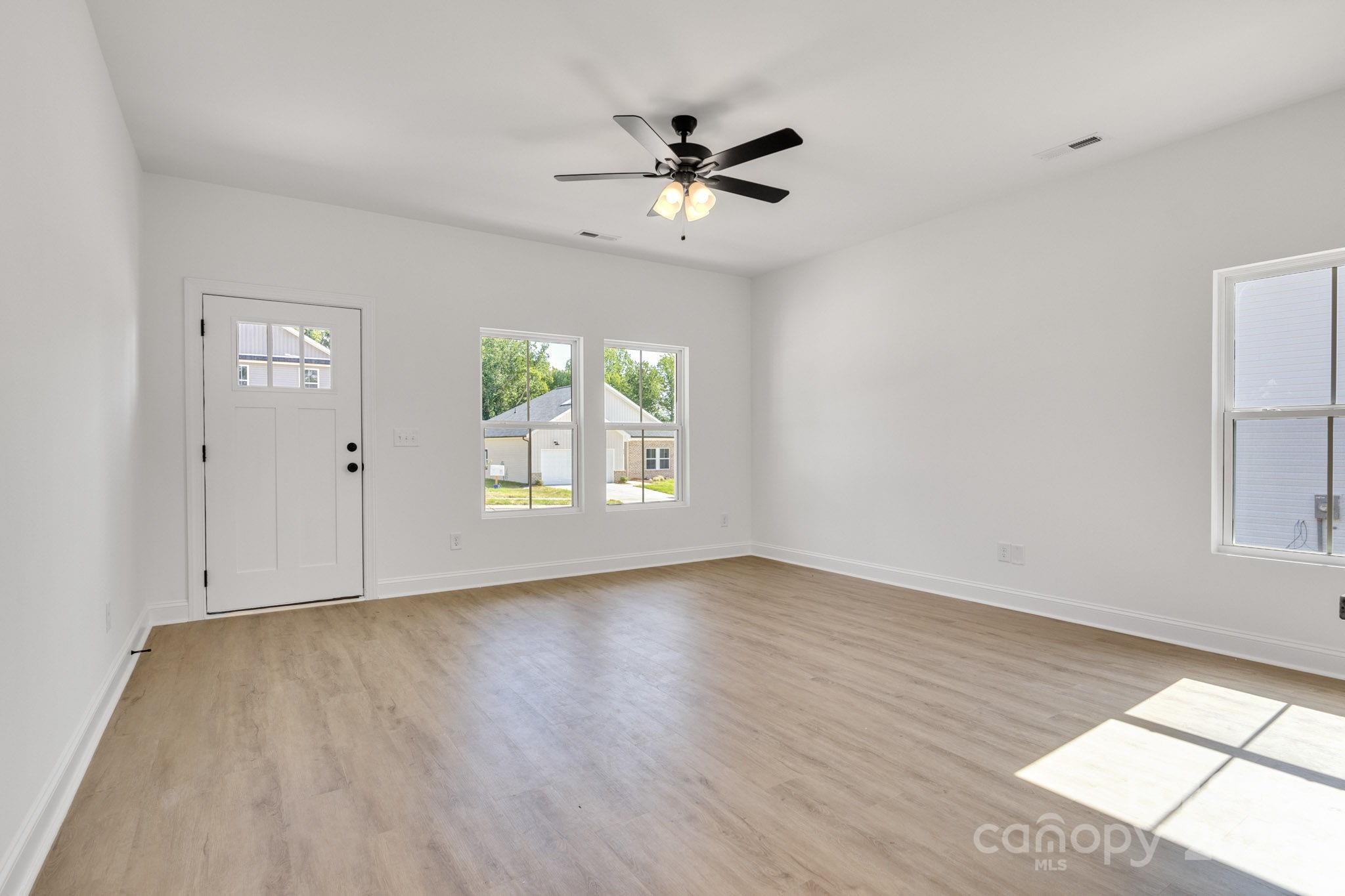 455 Contentment Court 18