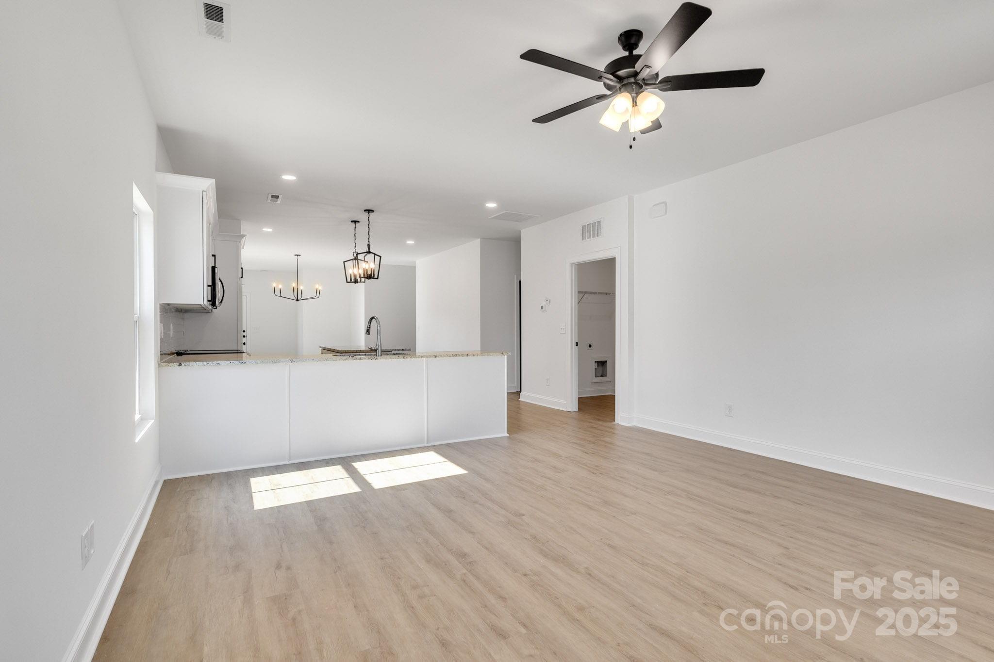 455 Contentment Court 18