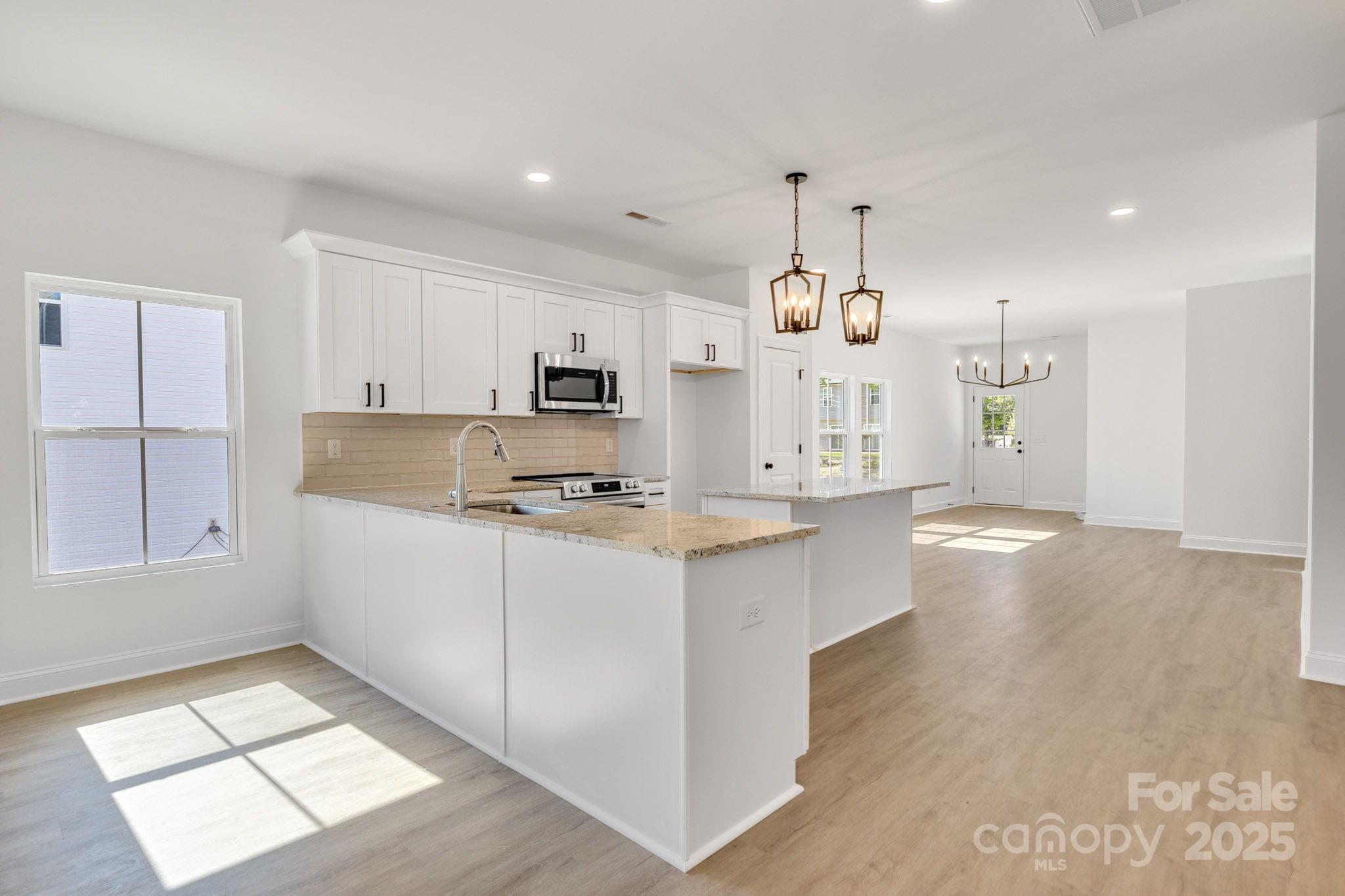 455 Contentment Court 18