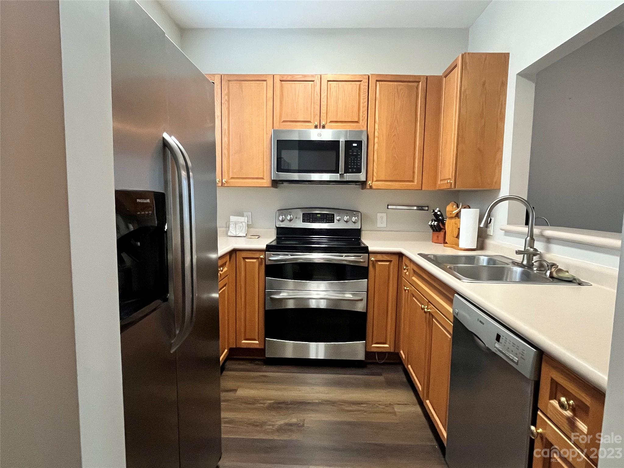 Madison Green - Residential