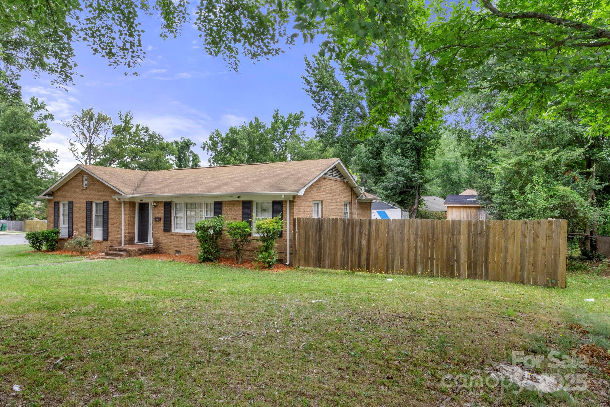 2121 Milton Road
