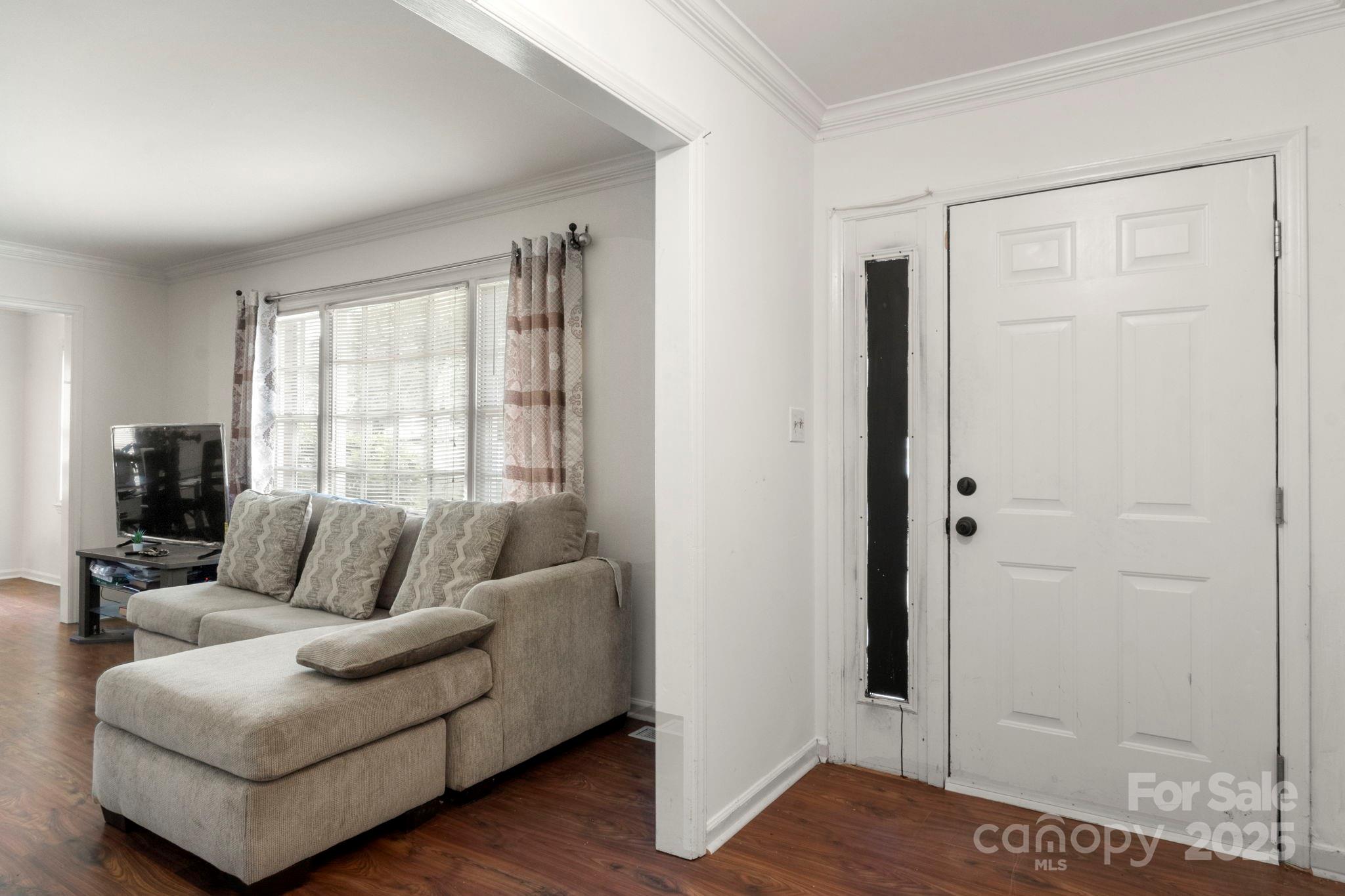2121 Milton Road