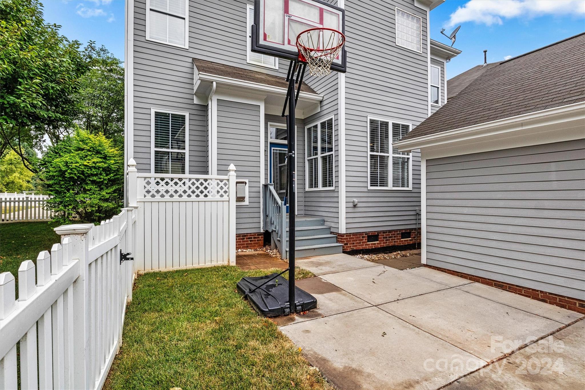 Monteith Park - Residential