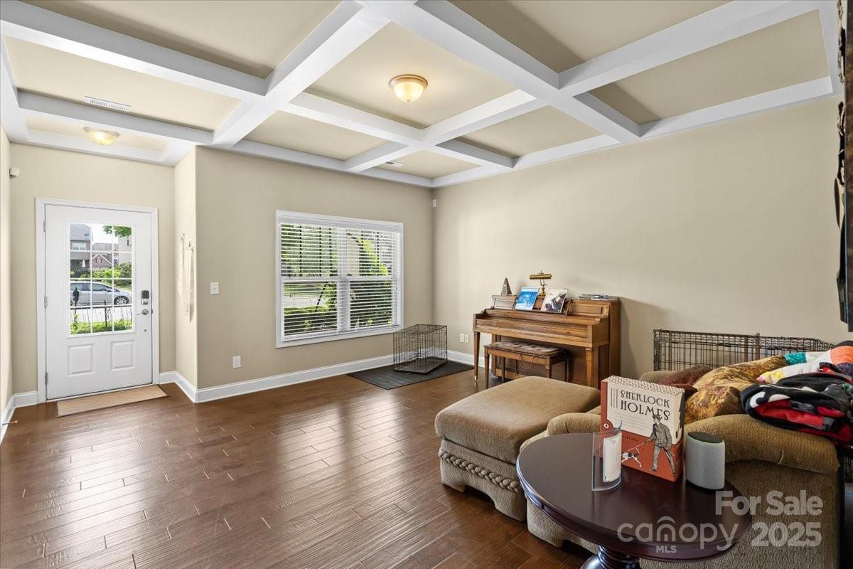 1011 Potomac Road