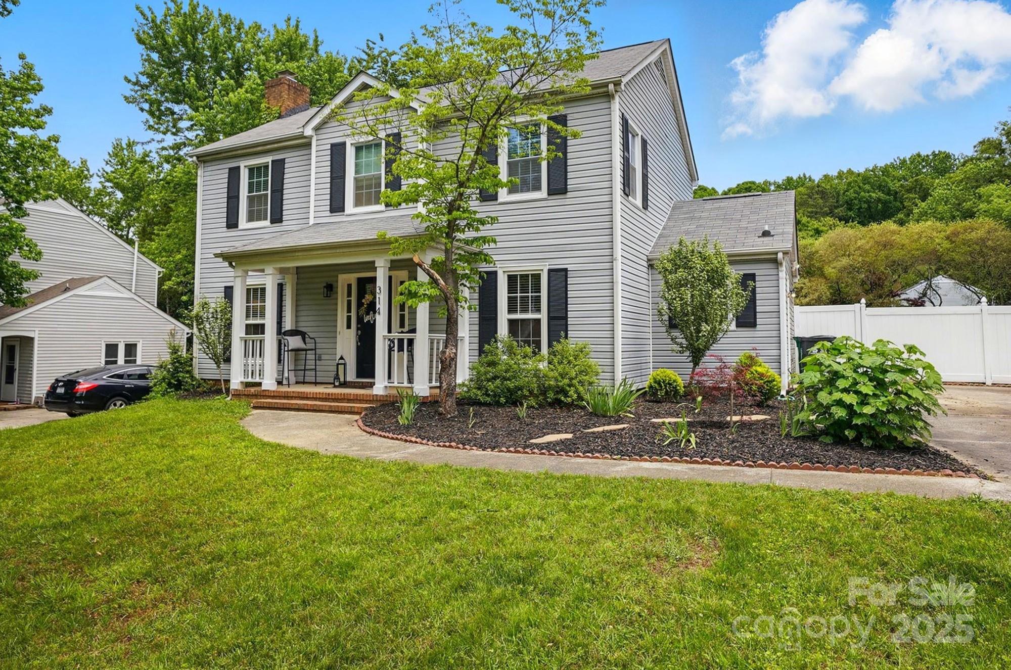 314 Sunnywood Lane