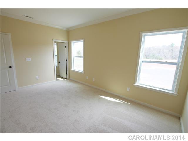 Newport Lakes - Residential