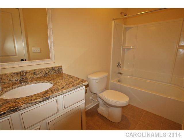 Newport Lakes - Residential