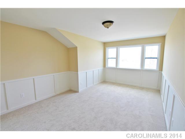 Newport Lakes - Residential