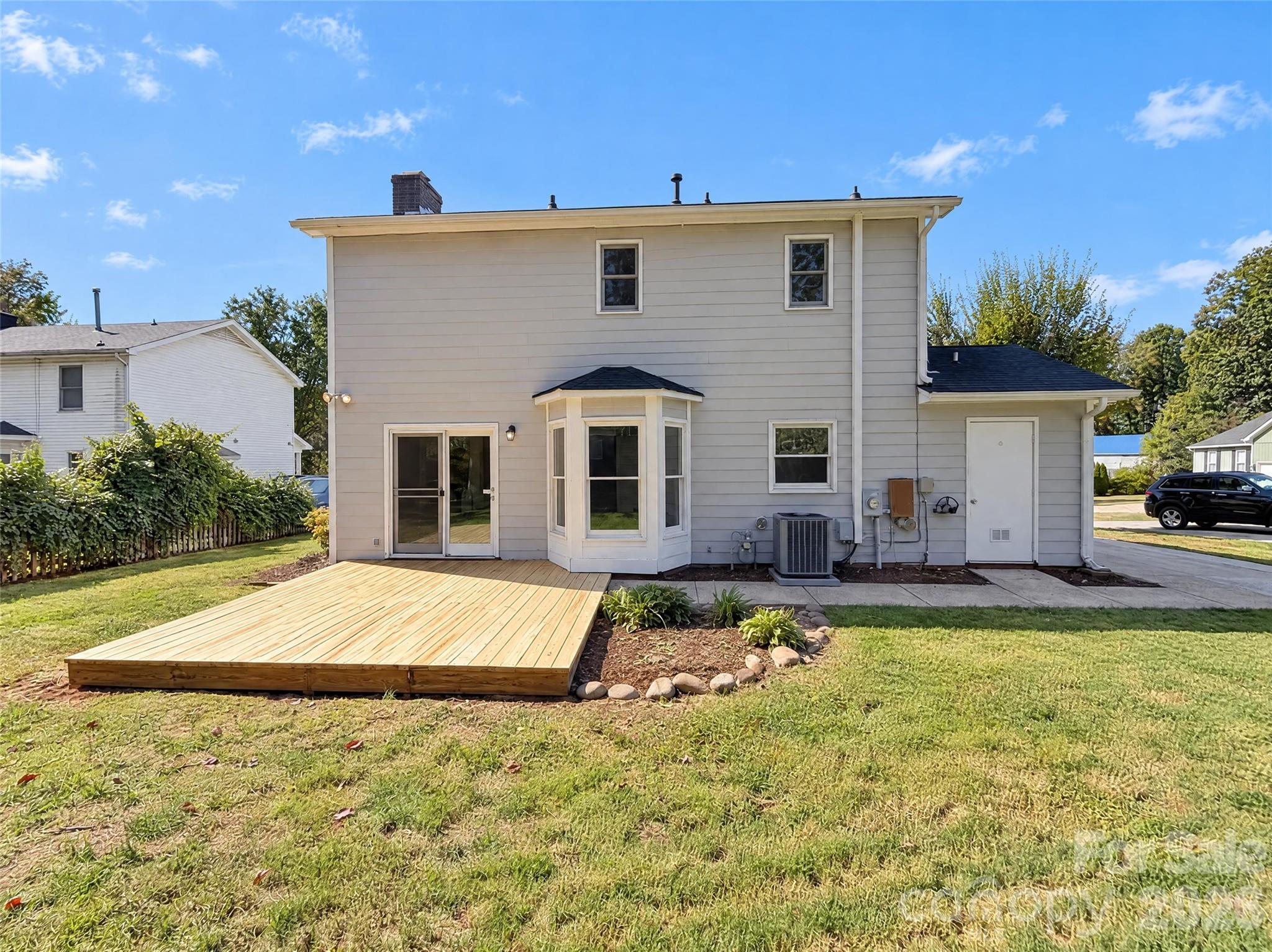 1608 Bishop Court