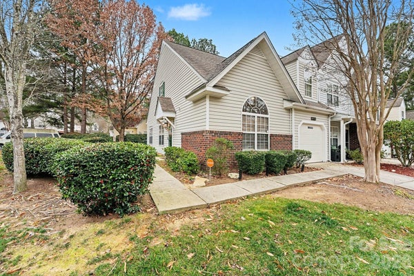 8331 CHRISTMAS CT # 5401, CHARLOTTE, NC 28216 - Image d9329f30f63ab8a3c600cc14e8d1ced7/680580840