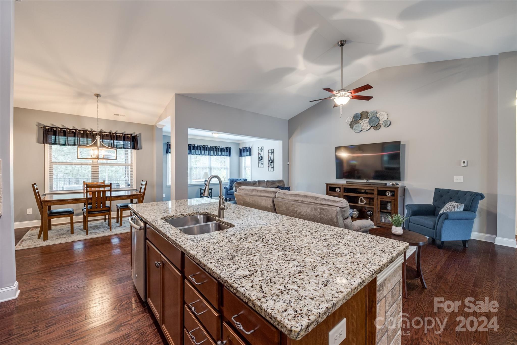 Palm Tree Cove II - Residential