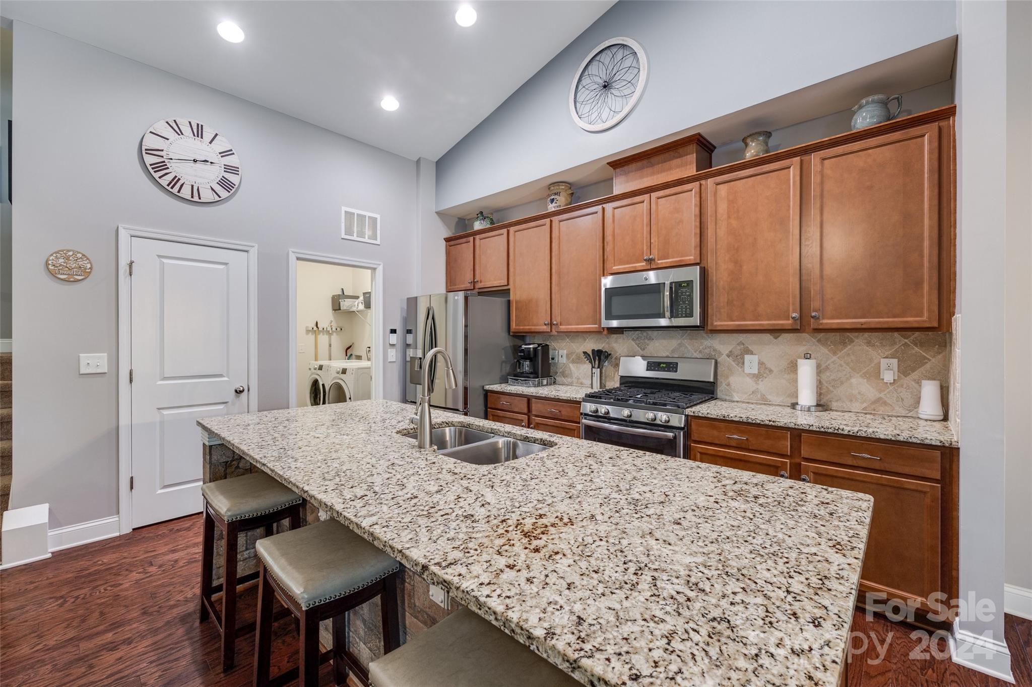 Palm Tree Cove II - Residential