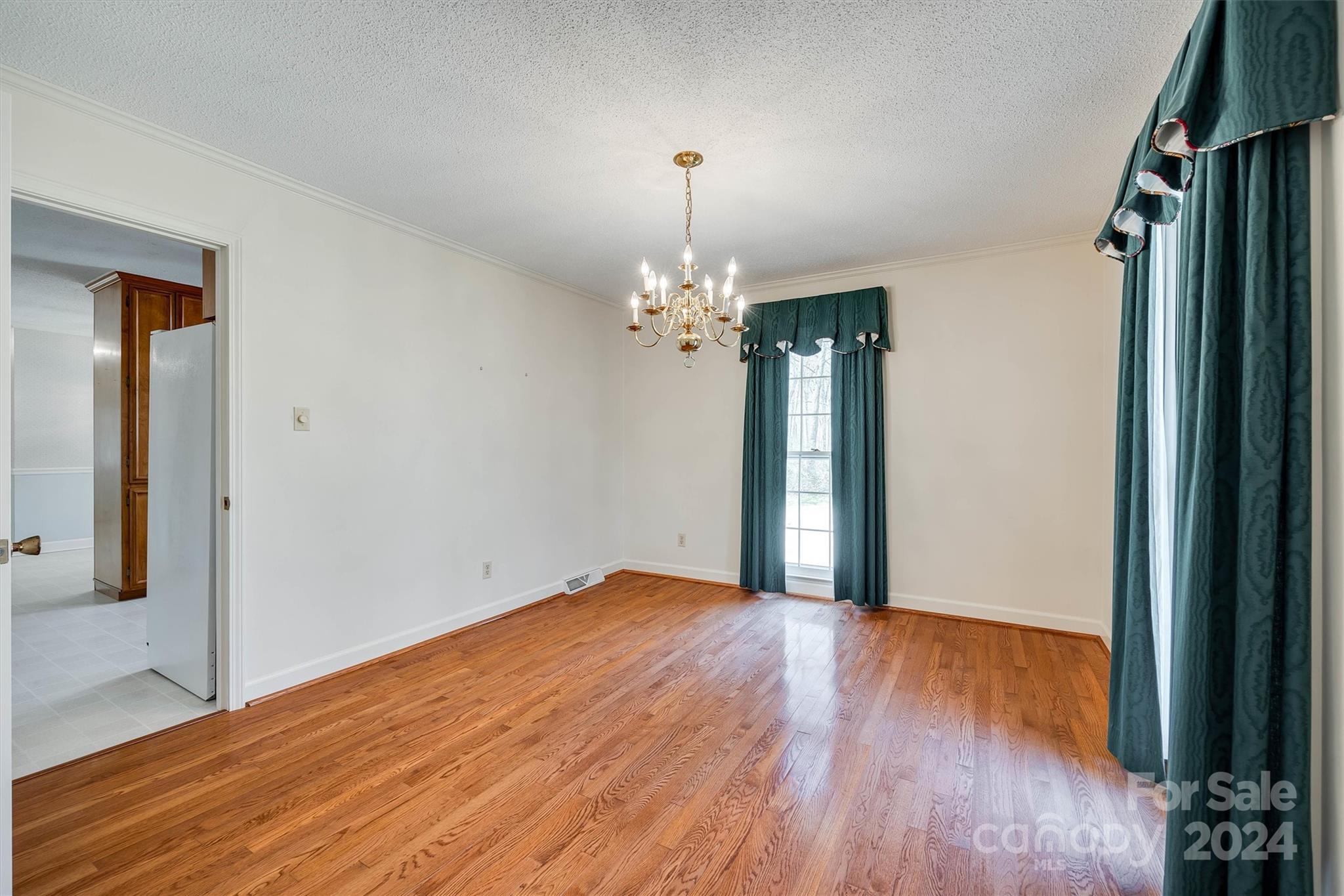 Forest Hills - Residential