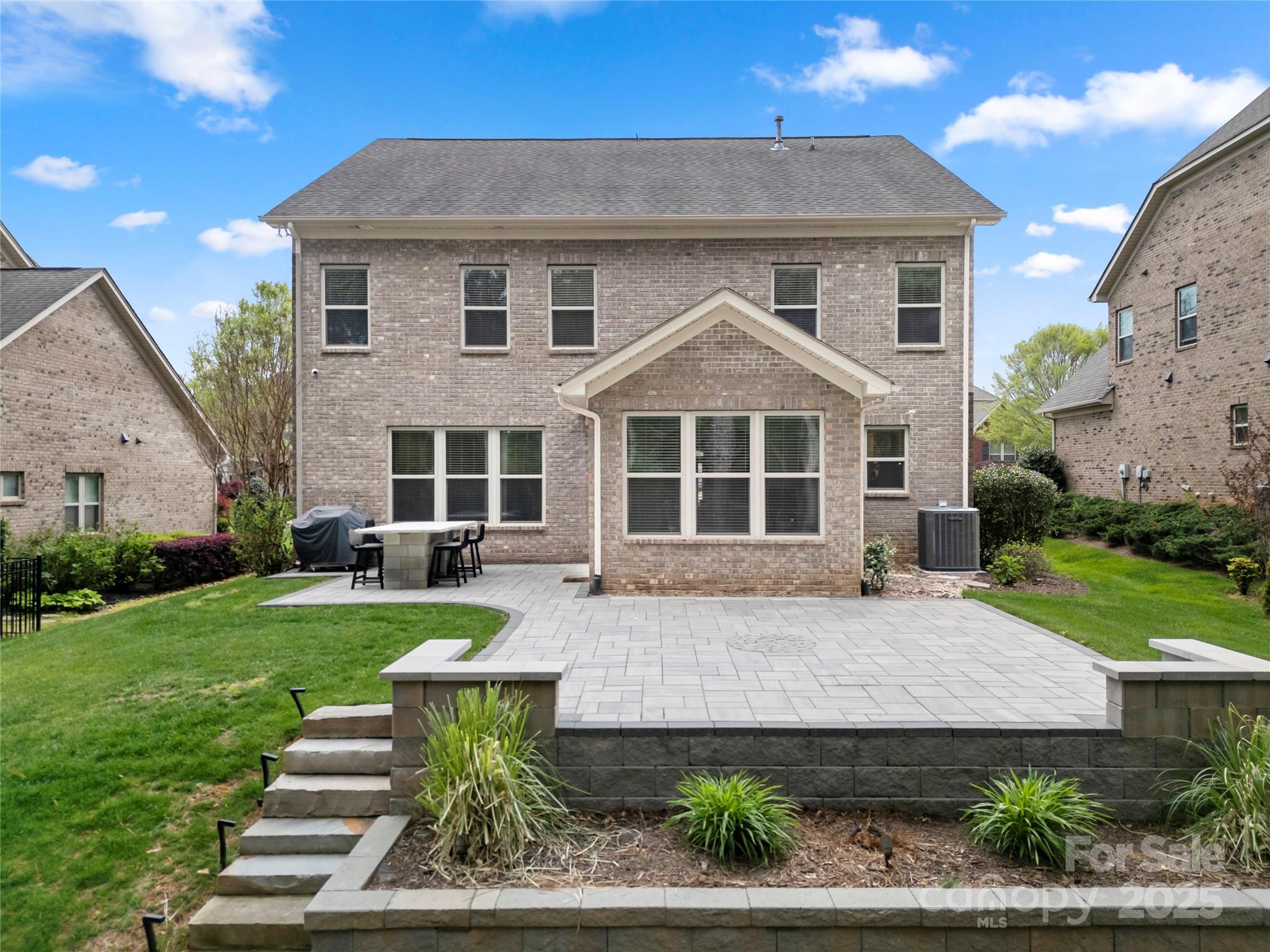 Barber Rock - Residential