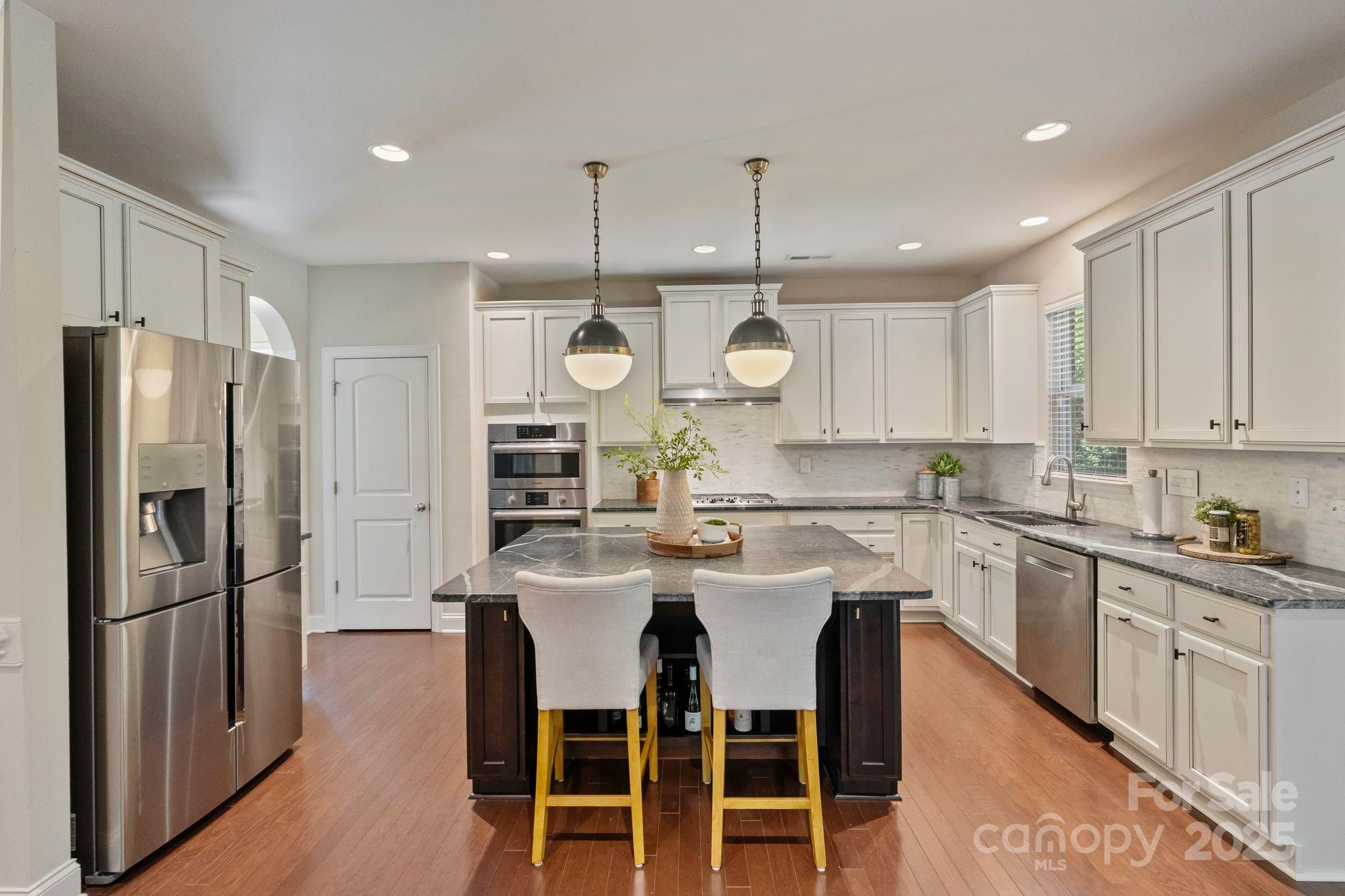 Barber Rock - Residential