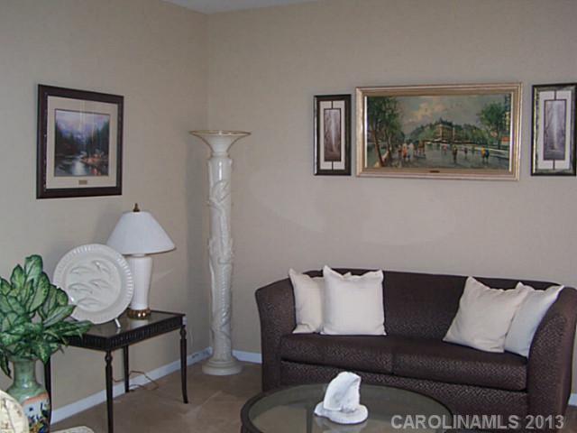 Old Stone Crossing - Residential