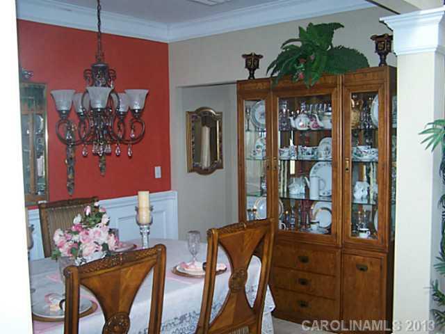 Old Stone Crossing - Residential