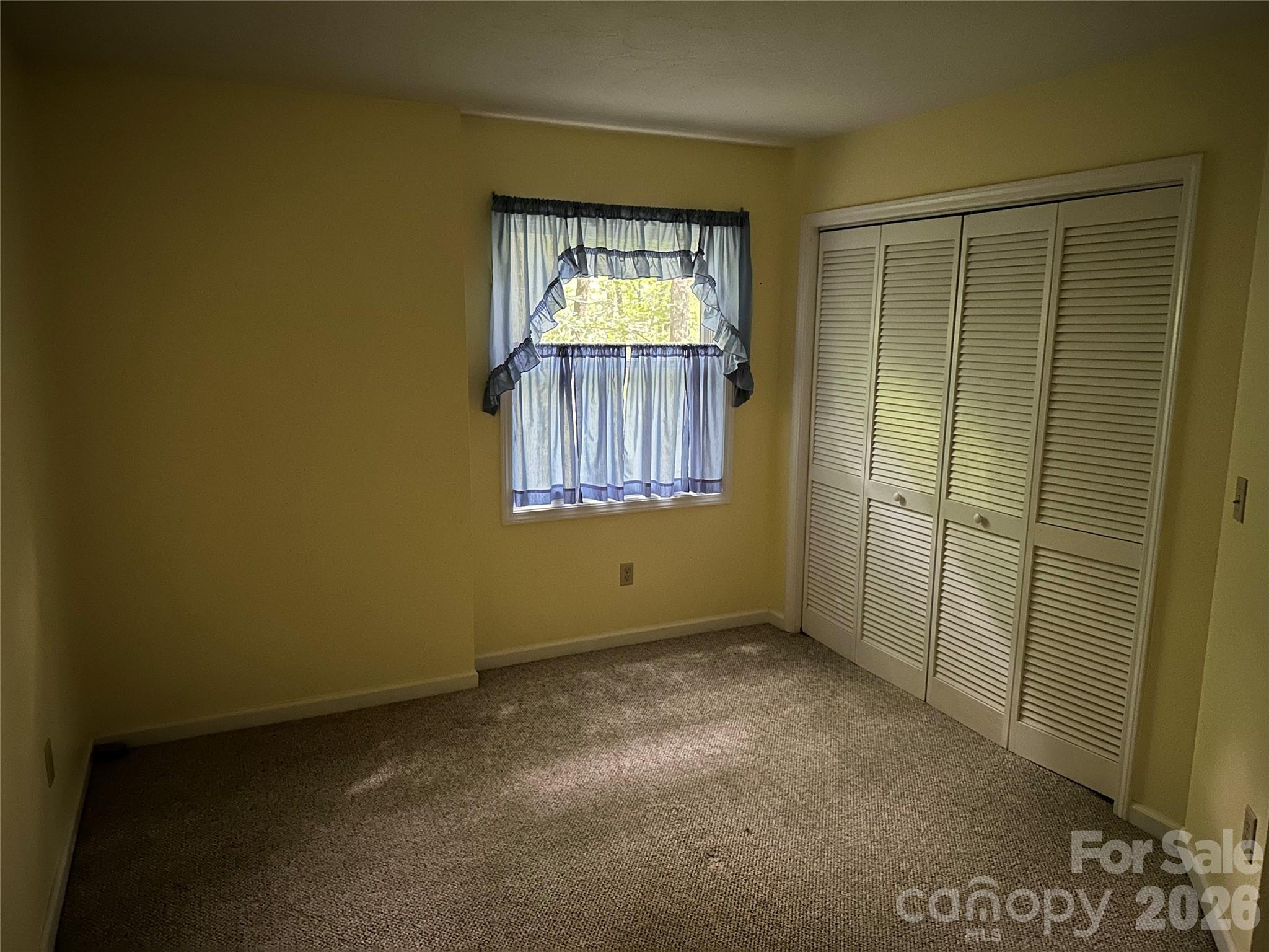 Holly Forest - Residential