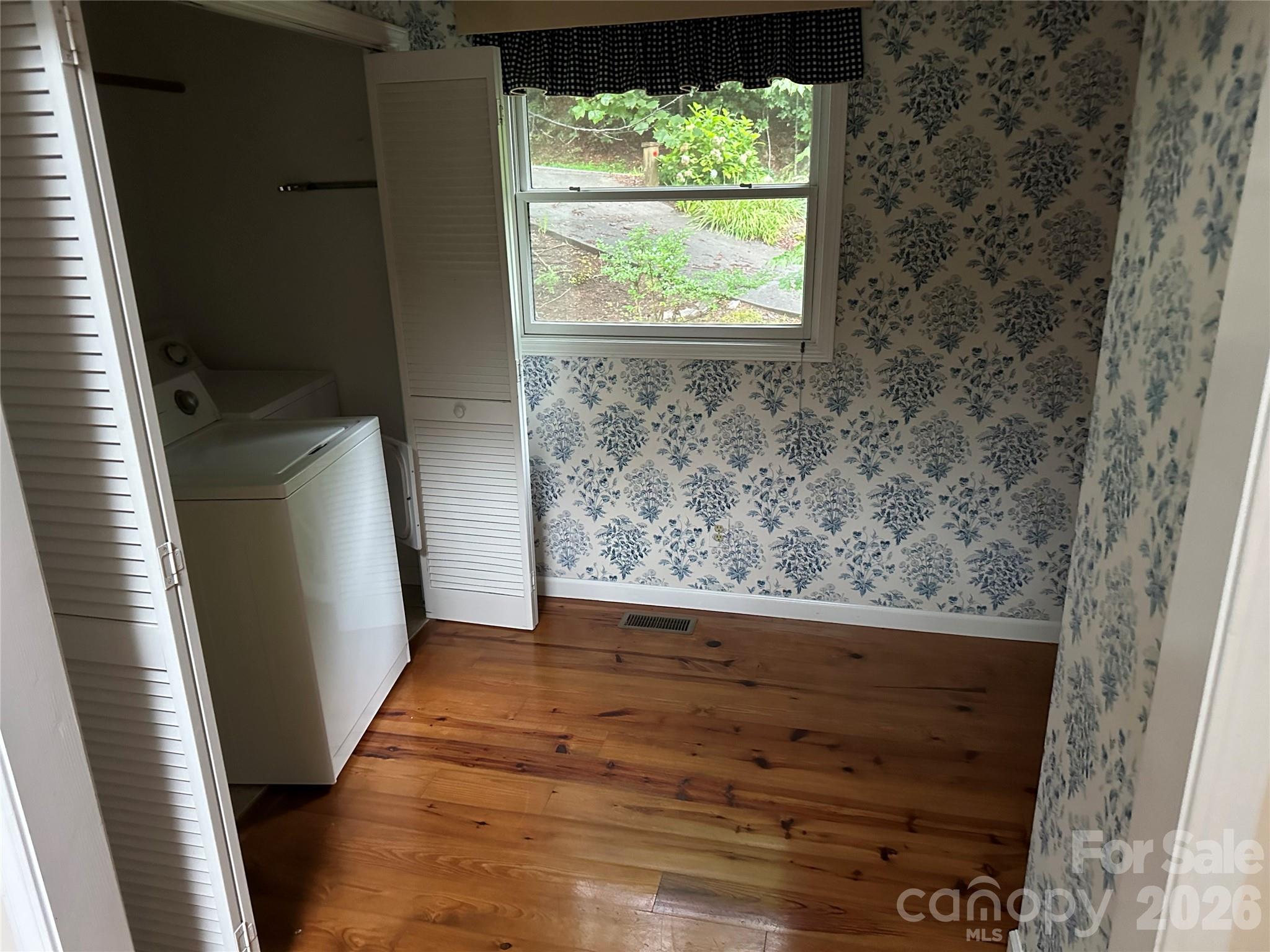 Holly Forest - Residential