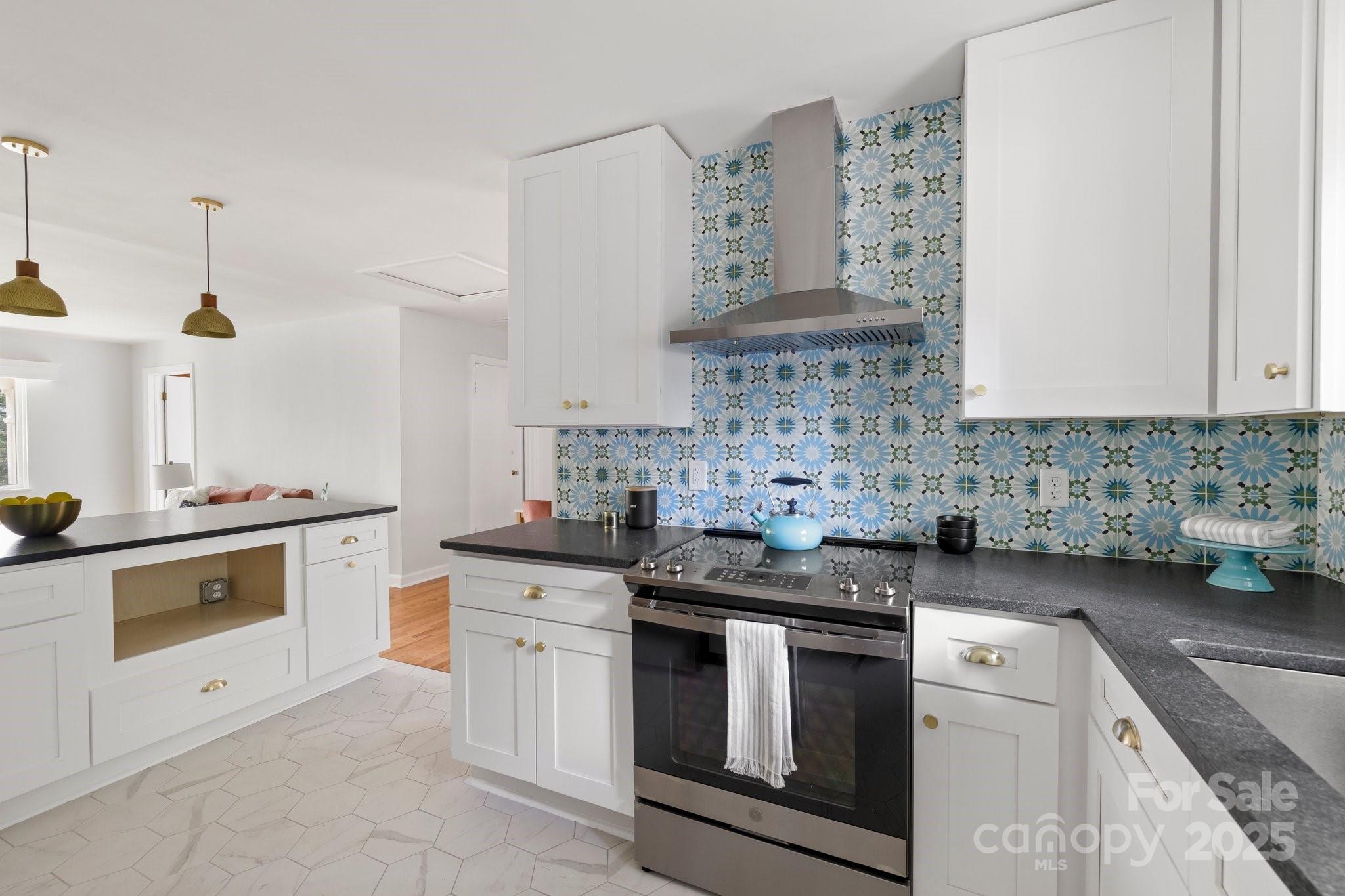 349 Country Club Road 3