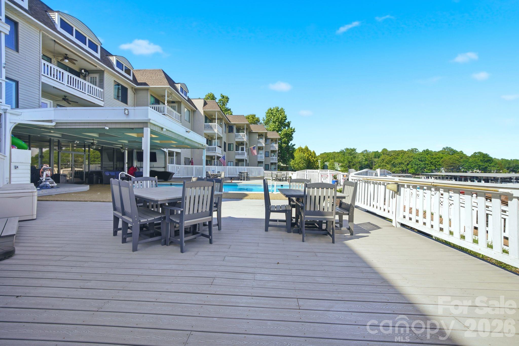 Spinnaker Bay - Residential