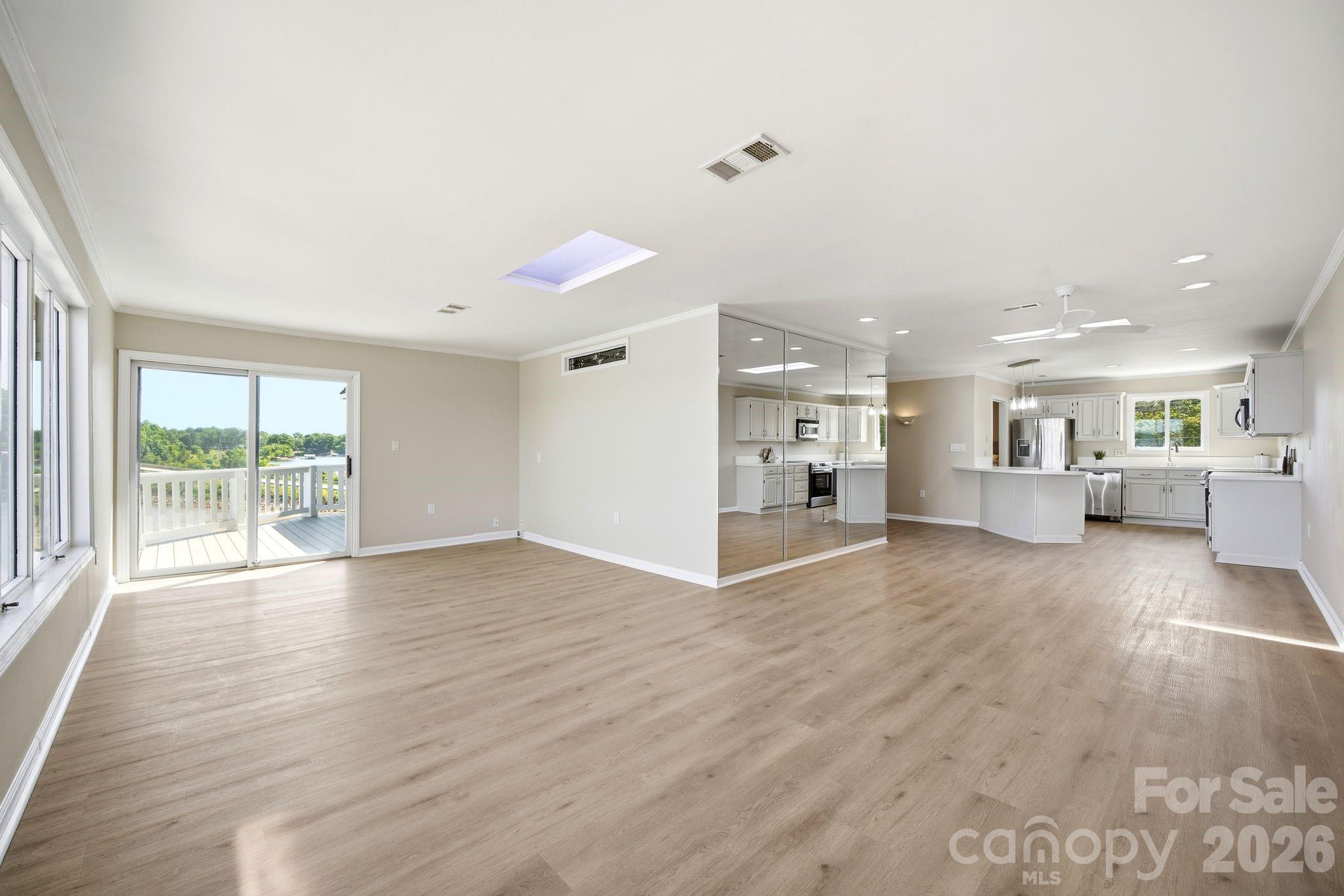 Spinnaker Bay - Residential