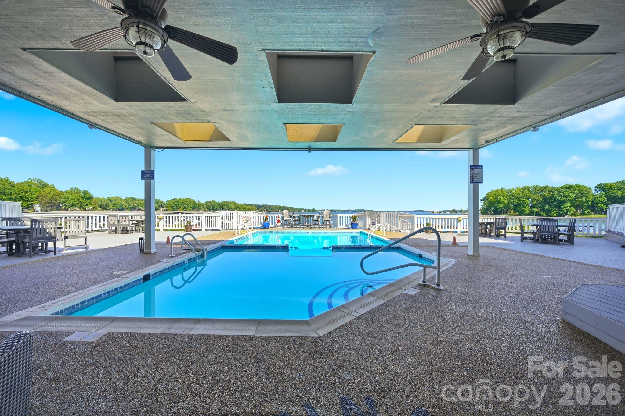 Spinnaker Bay - Residential