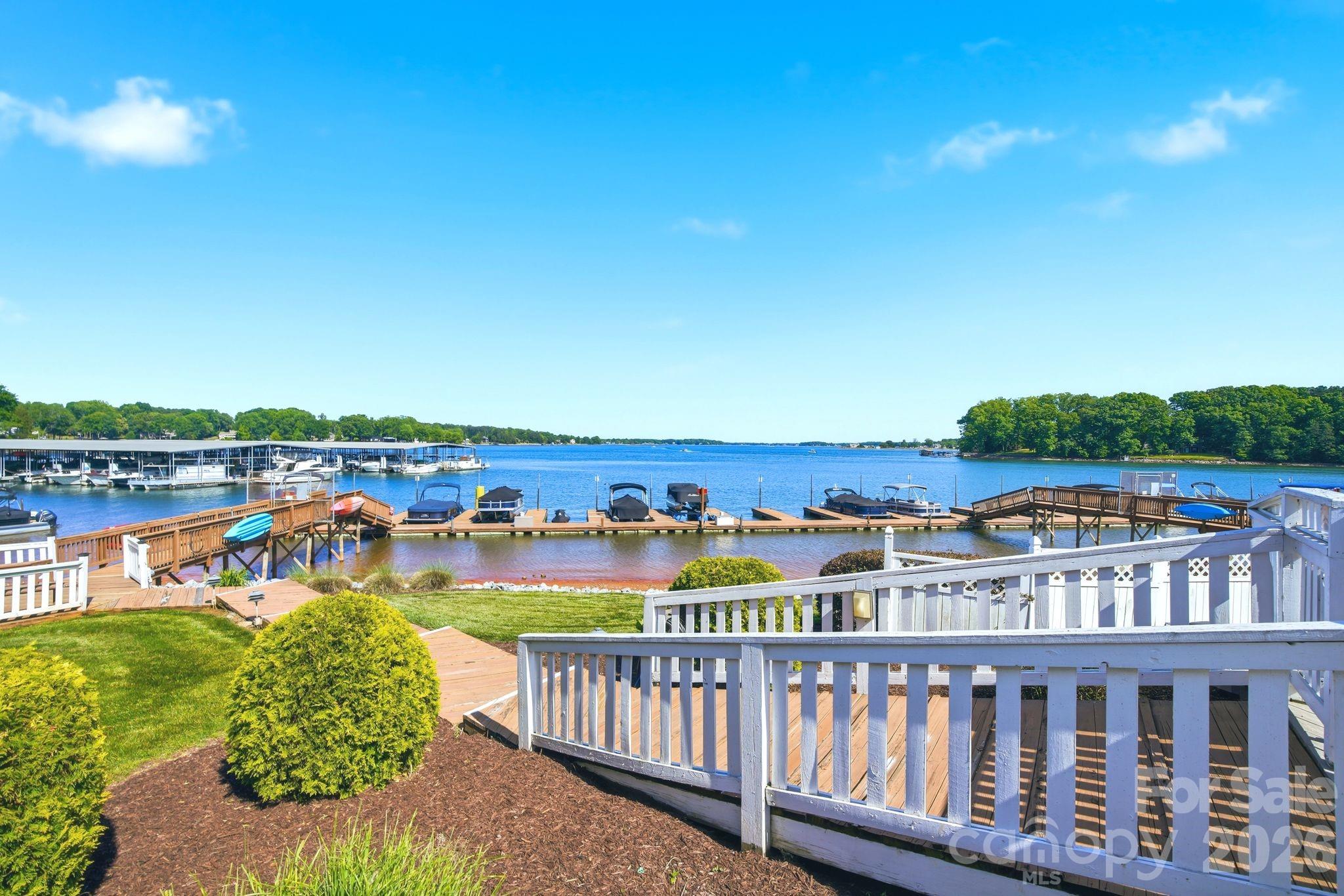 Spinnaker Bay - Residential