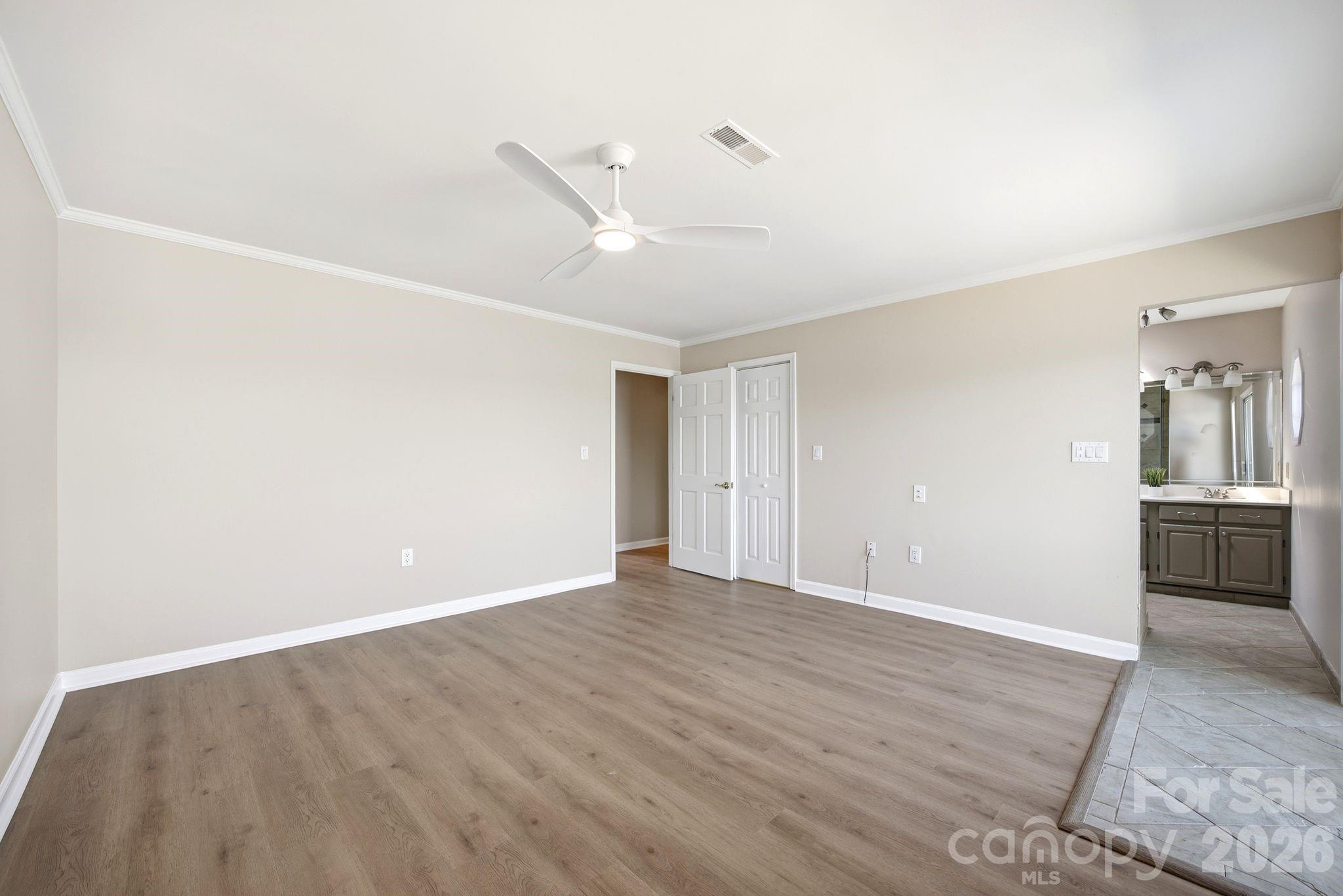 Spinnaker Bay - Residential