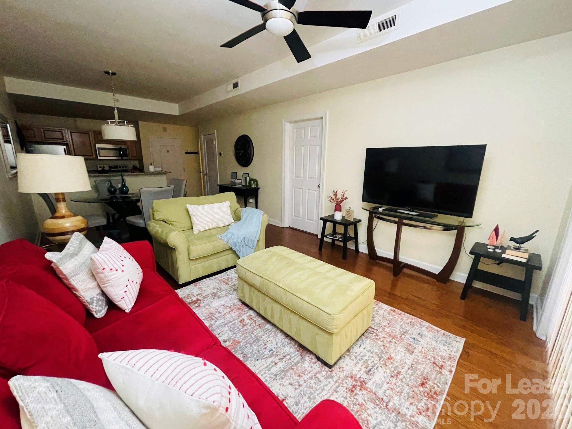 718 Trade Street 210