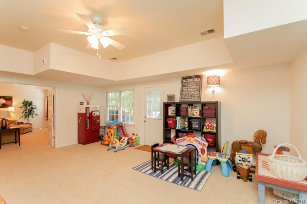 The Hamptons - Residential