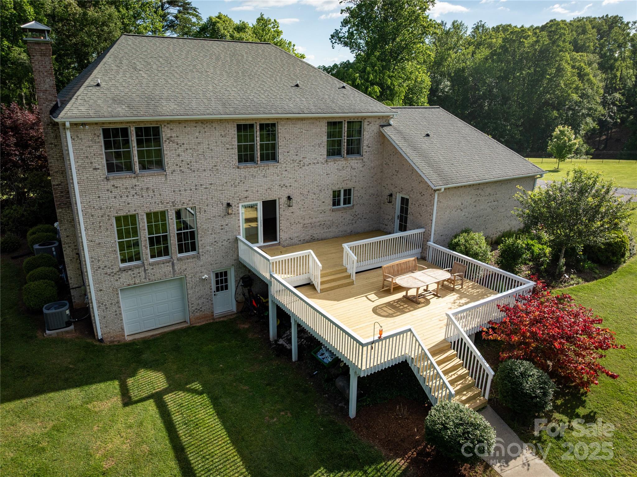 Foster Estates - Residential