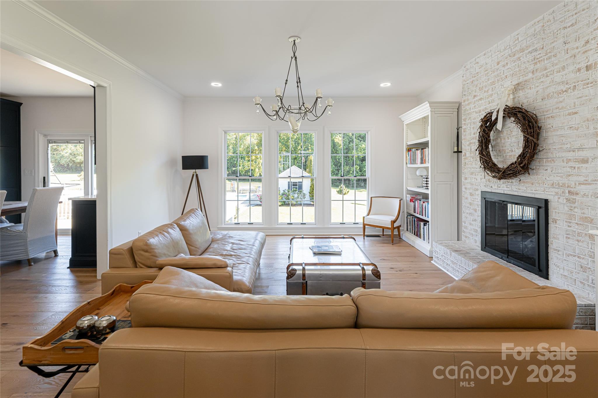 Foster Estates - Residential