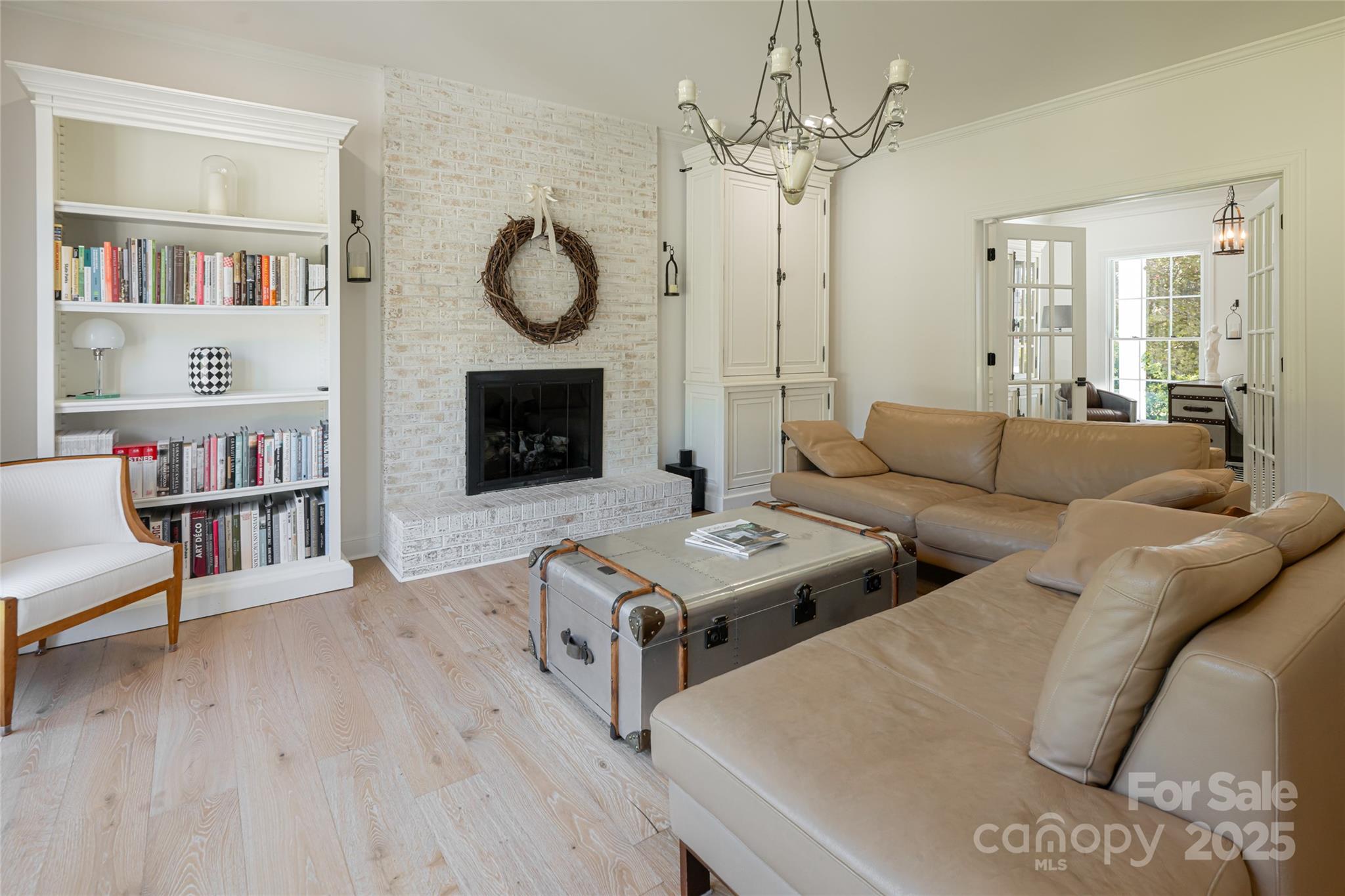 Foster Estates - Residential