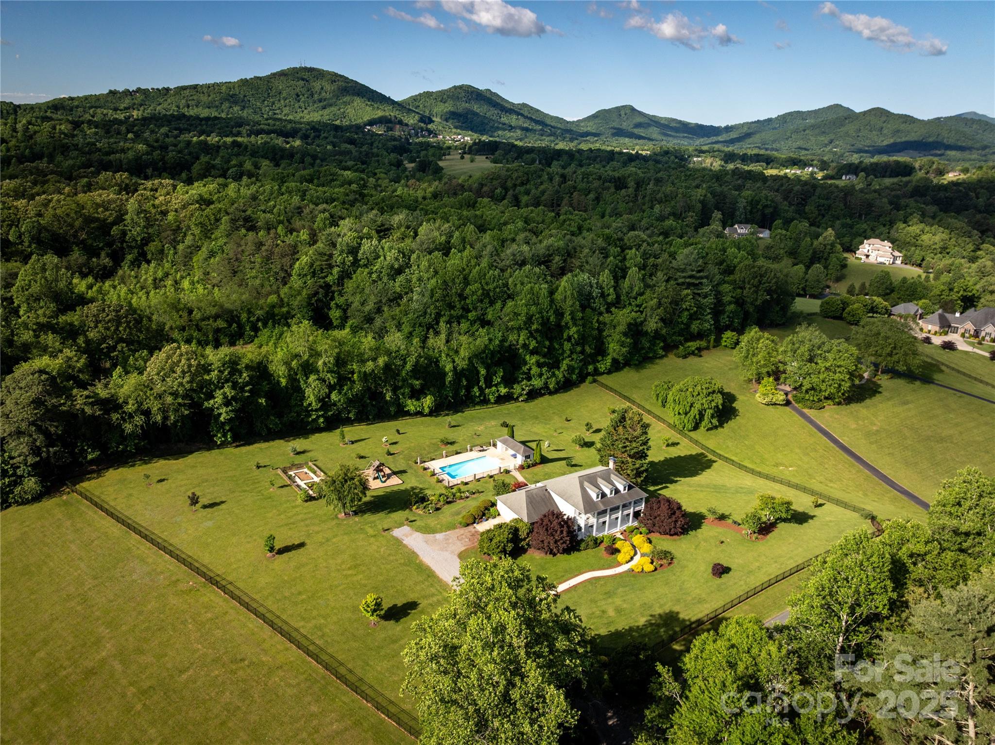 Foster Estates - Residential