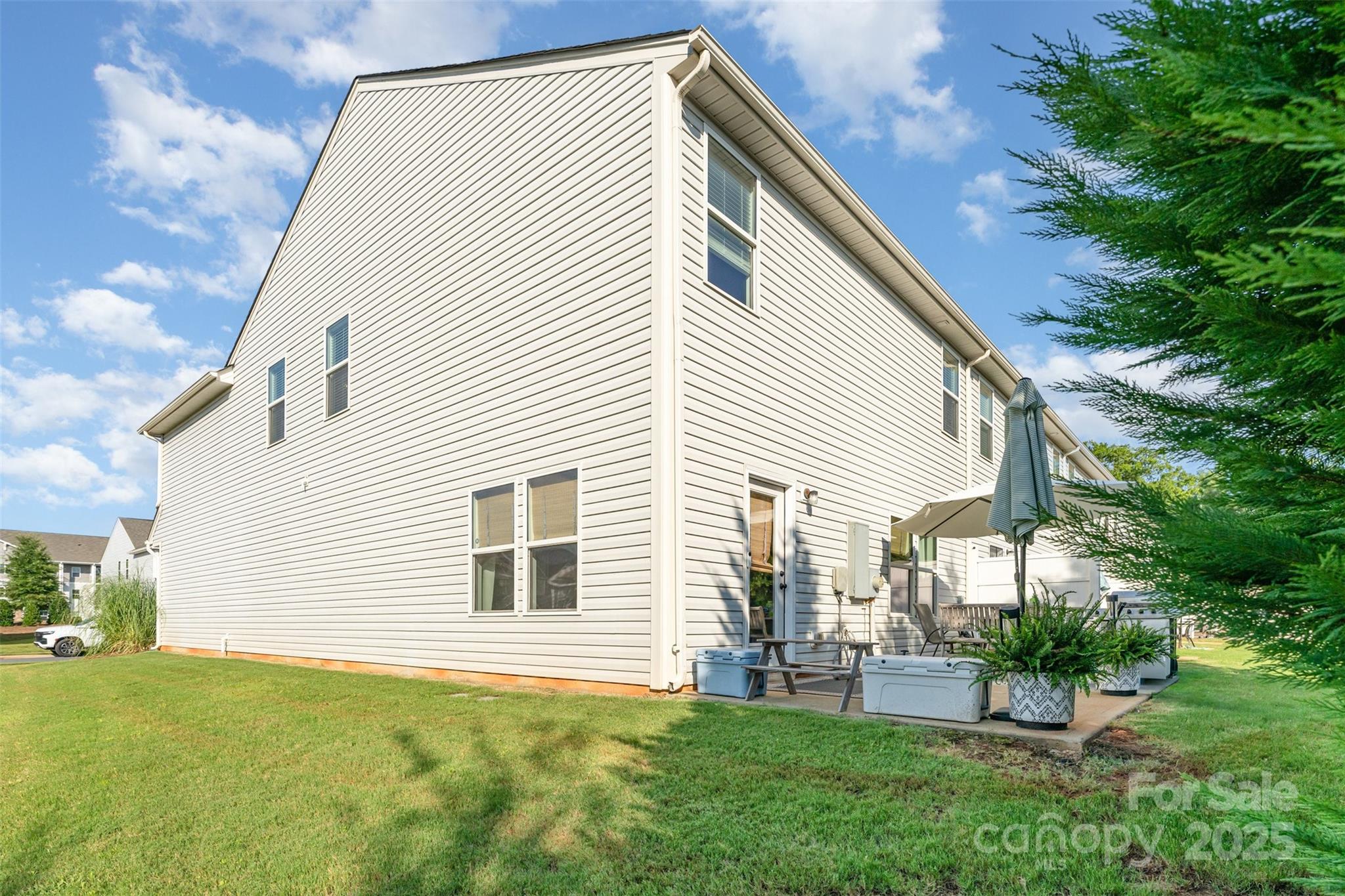 Pikeview Place - Residential