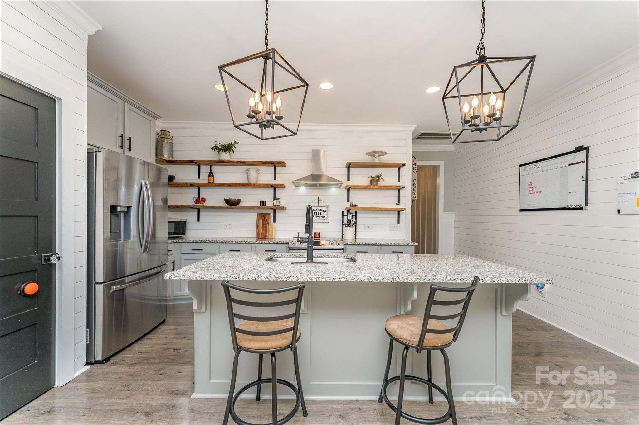 Pikeview Place - Residential