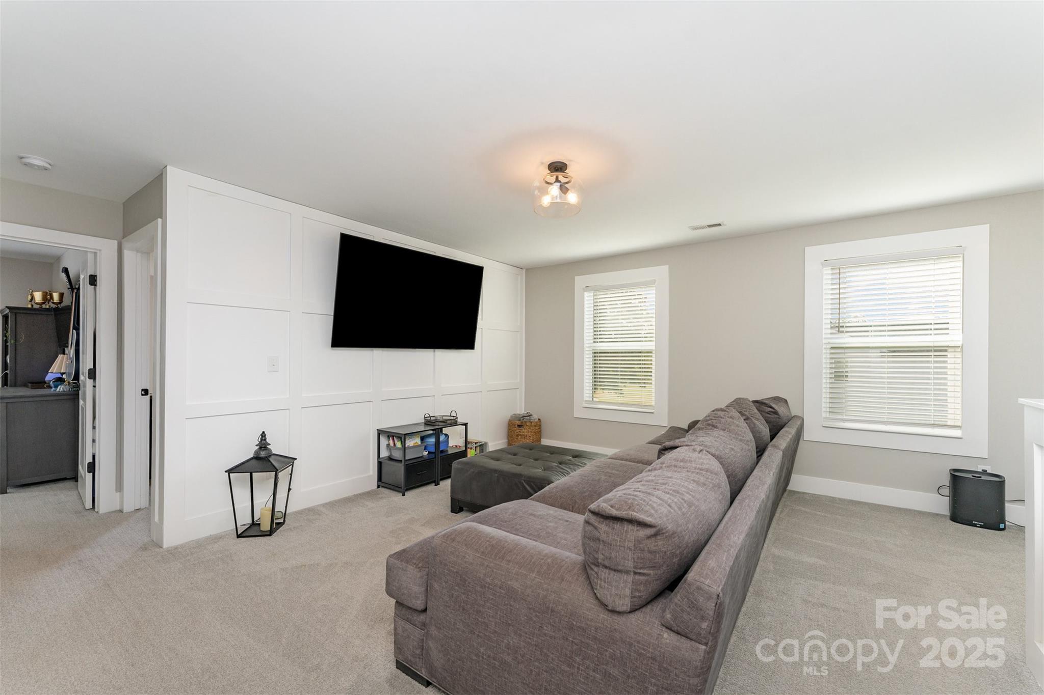 Pikeview Place - Residential