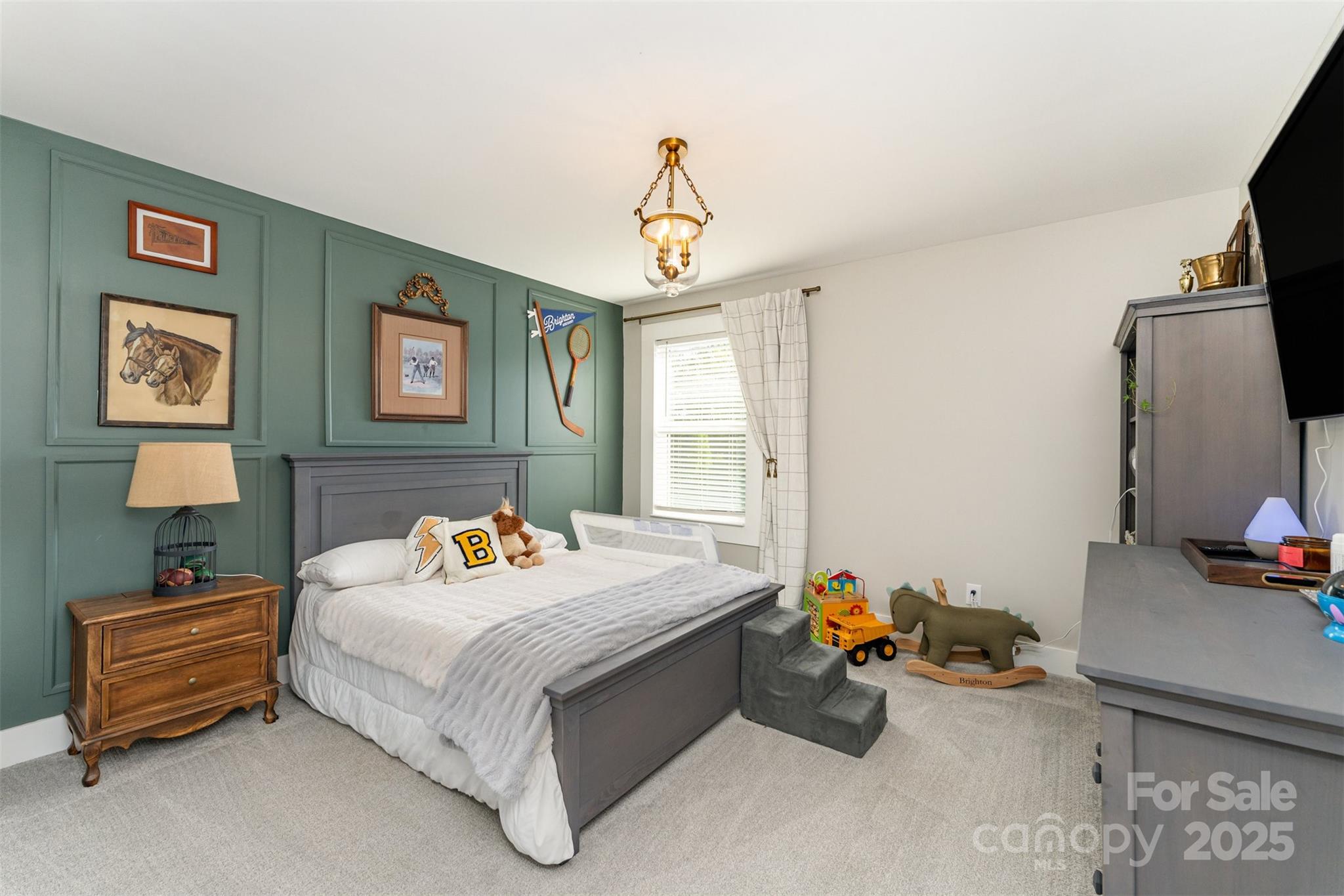 Pikeview Place - Residential