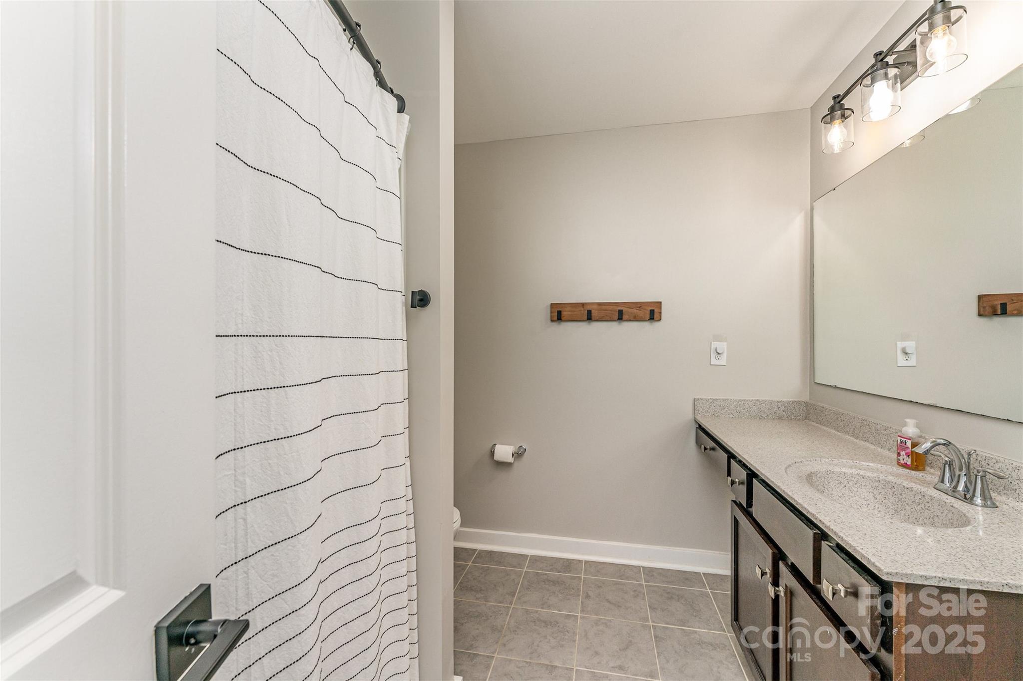 Pikeview Place - Residential