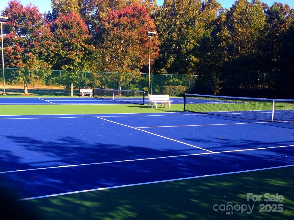 Pikeview Place - Residential