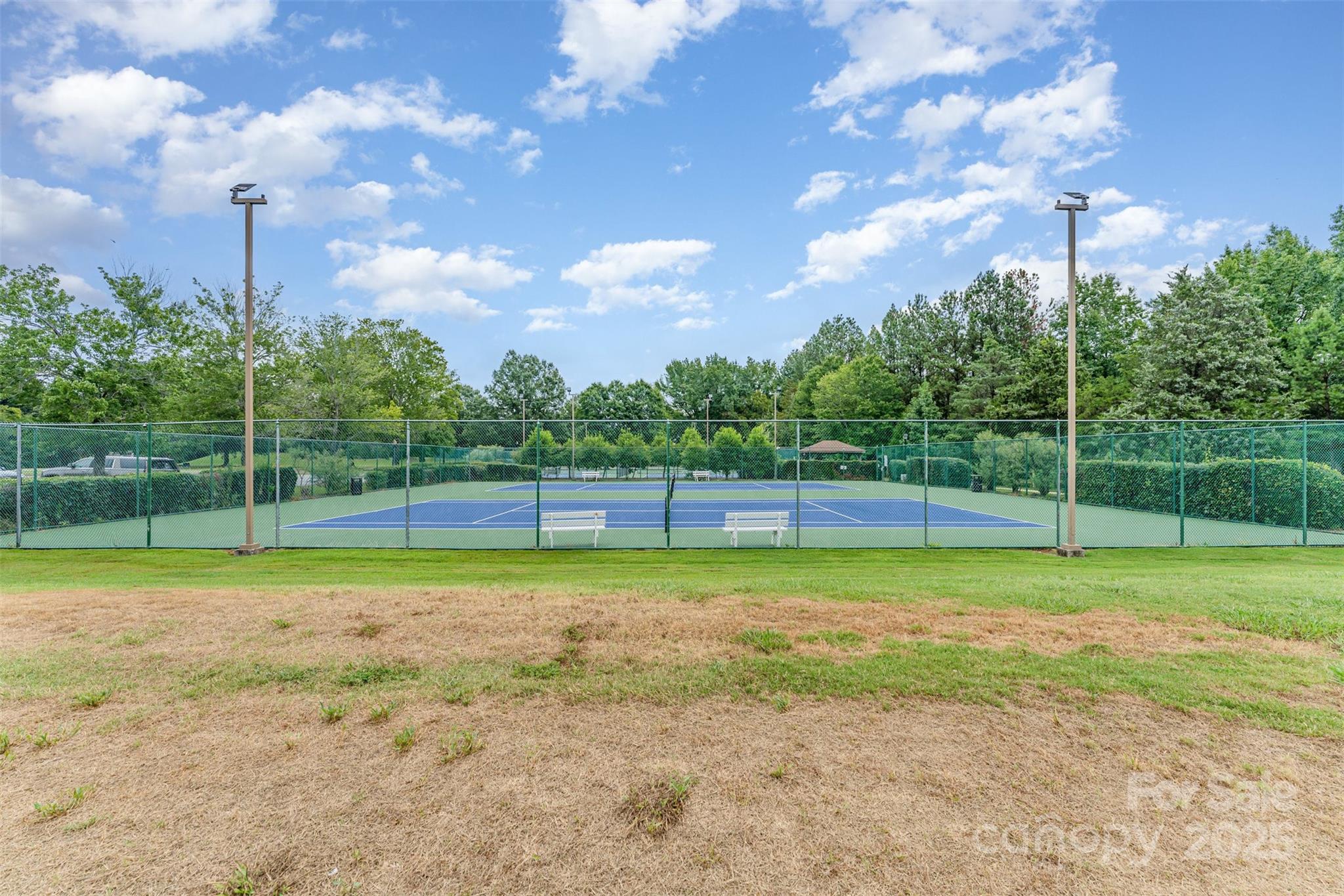 Pikeview Place - Residential